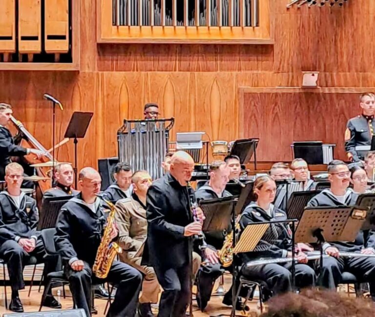 Concerto solistico con United States Naval Forces Europe Band